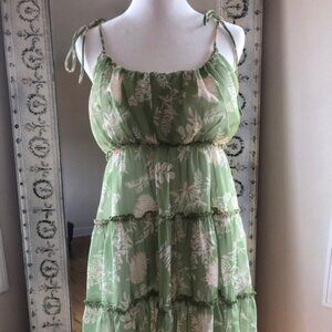 Green Flowy Spin Summer Dress